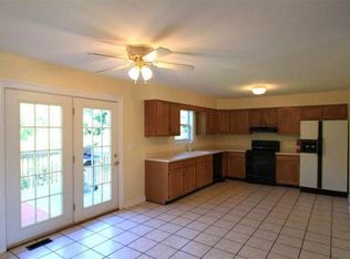 510 Eileen Ct, Vine Grove, KY 40175