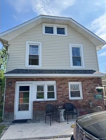 1st image of 25 Auburn Ave #1