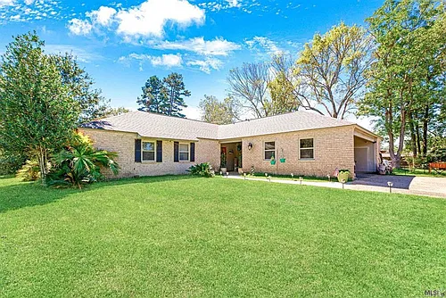15826 New Market Dr Photo 1 15826 New Market Dr Photo 1