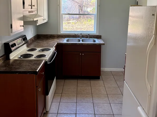 5100 Ecker Pl #3, Coloma, MI 49038