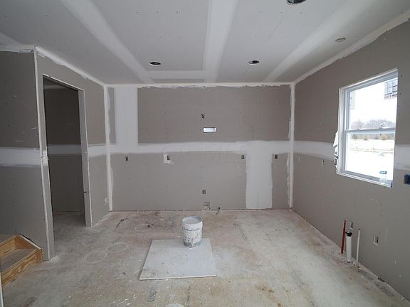 5th image of 2666 Fieldwin Dr