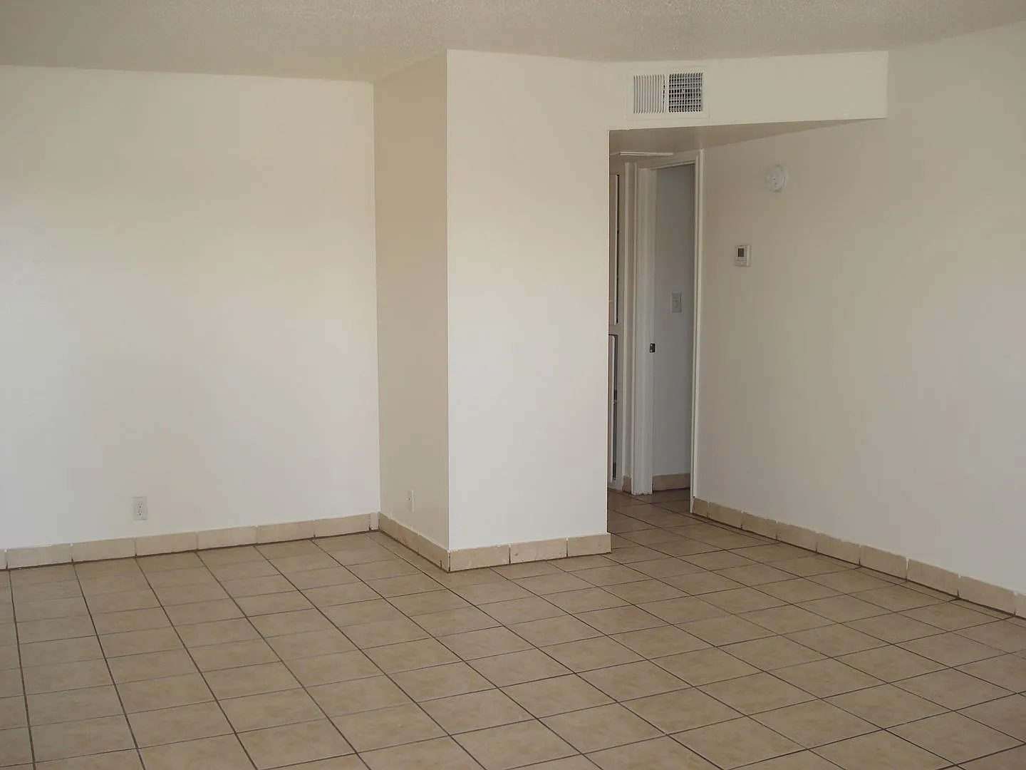 Pebble Beach Condo — Photo 4