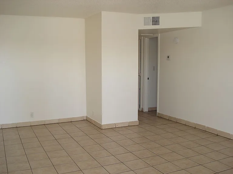 5240 Pebble Beach Blvd — Photo 19