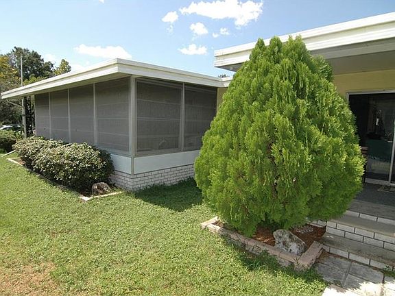 3rd image of 1134 Belmont Cir