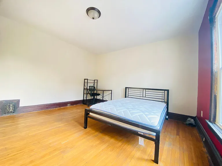 1337 Madison St #A — Photo 27