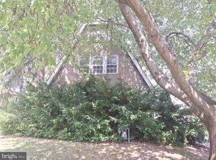 323 Derwyn Rd, Lansdowne, PA 19050