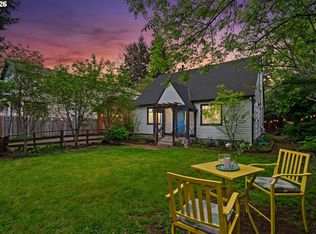 11944 SE Mill Ct, Portland, OR 97216