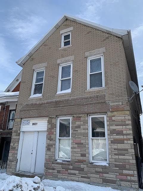 2nd image of 3621 S Paulina St #2F