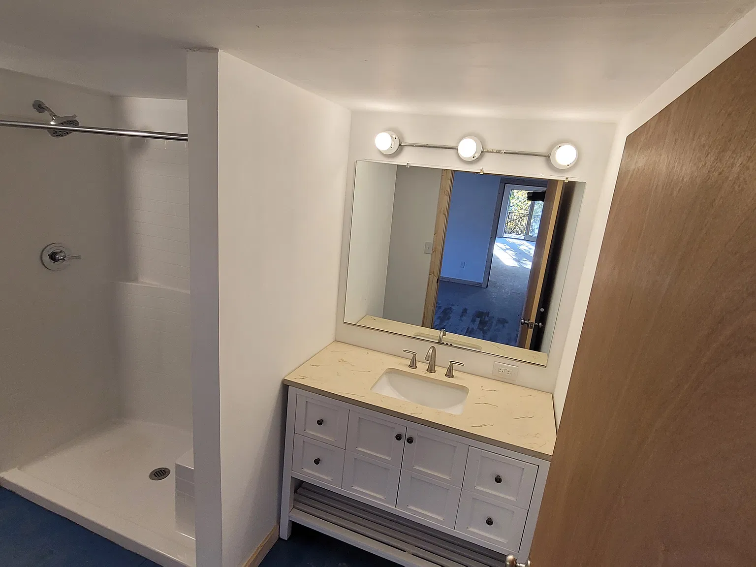 1 bed, 1500 sqft, $1,450 — Photo 3