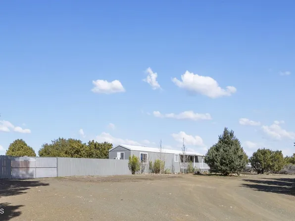 20770 E Concho Ln, Cordes Lakes, AZ 86333