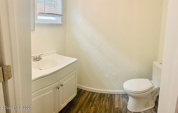 3rd image of 543 Washington Ave #543