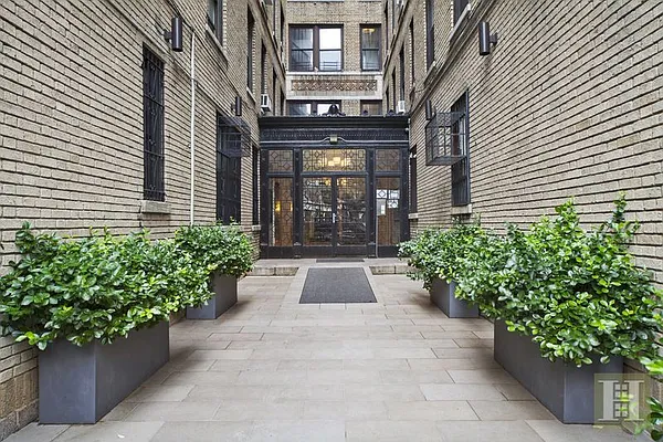 Rented by Halstead Real Estate | media 19