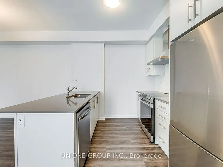 260 12th St #19 — Photo 12
