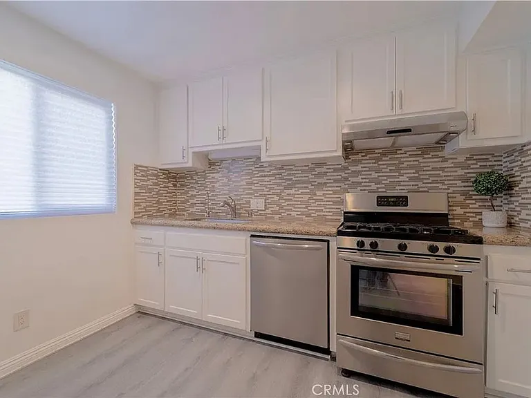 5593 Pioneer Blvd #18 — Photo 7