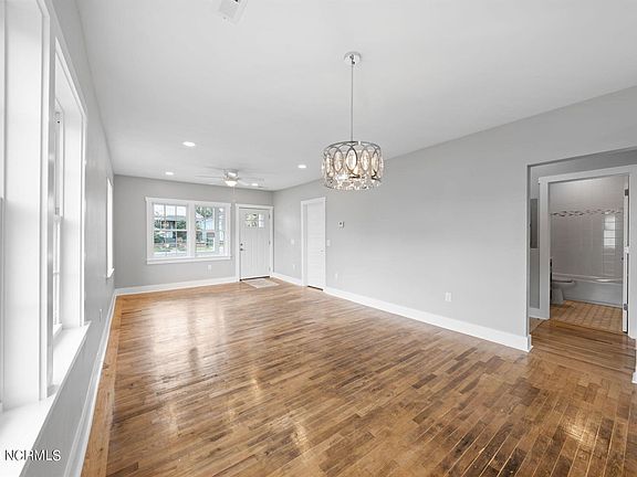 5th image of 614 N 10th St