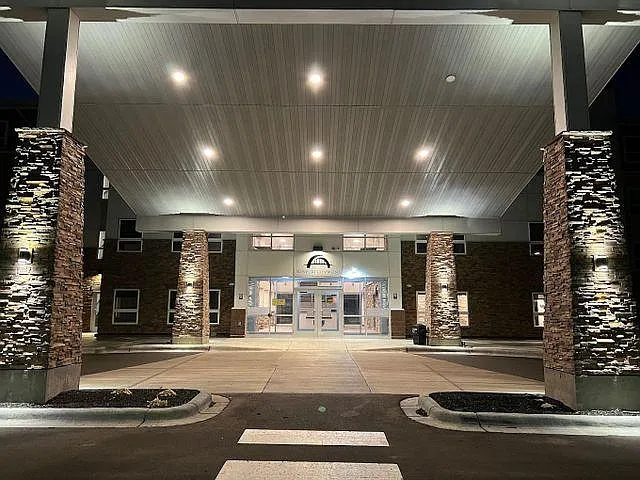 Newport Commons — Photo 18