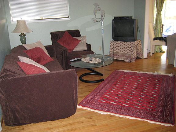 2nd image of 111 Westmoor Ct