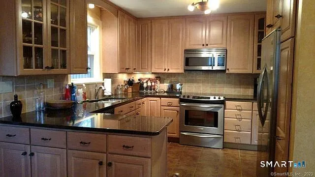 19 Sunshine Rd — Photo 11