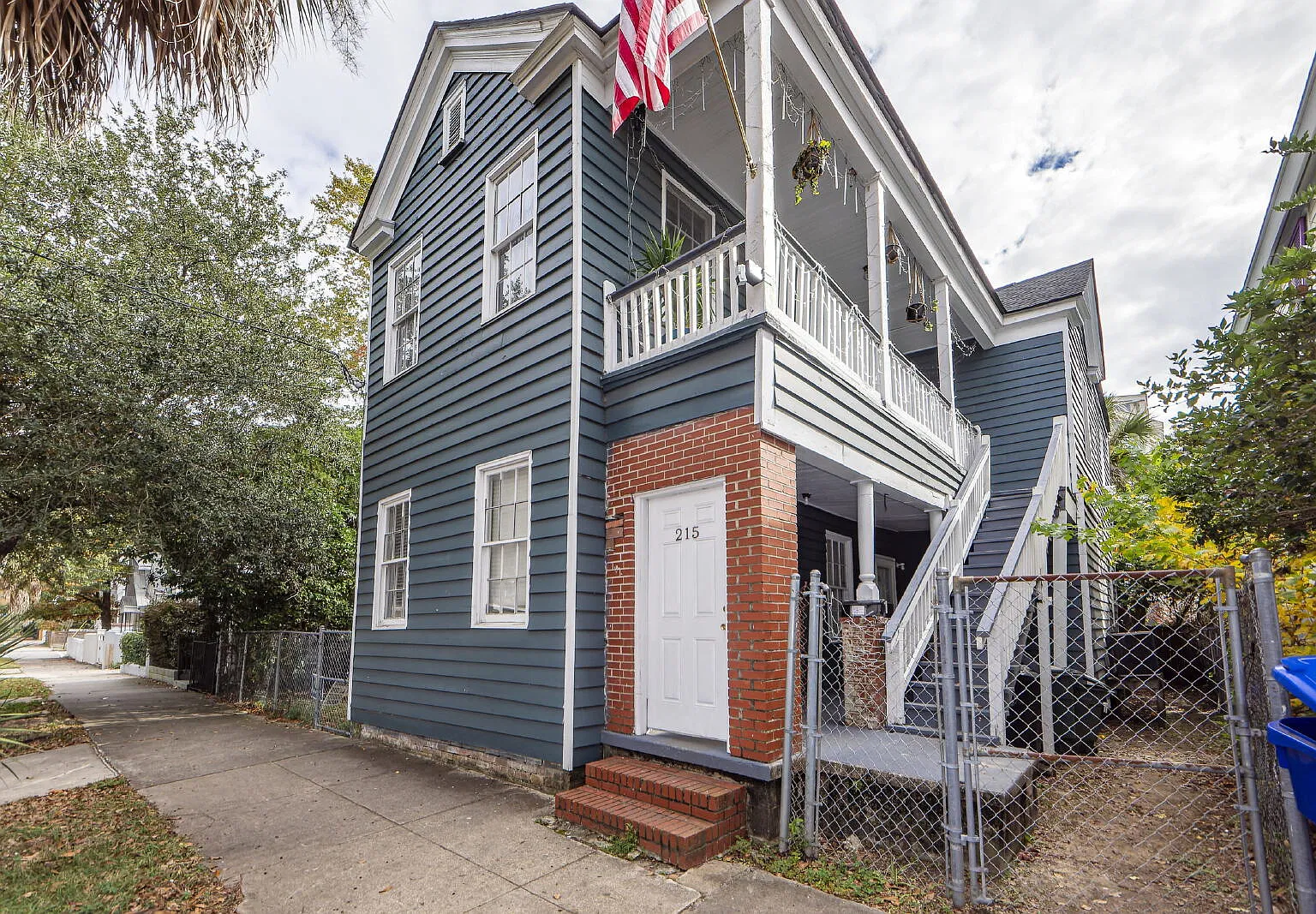 2 bed, 1.0 bath, 807 sqft, $1,965 — Photo 3