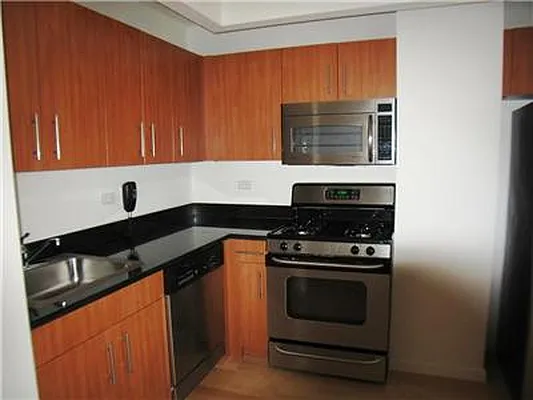 Rented by New York Residence | media 33