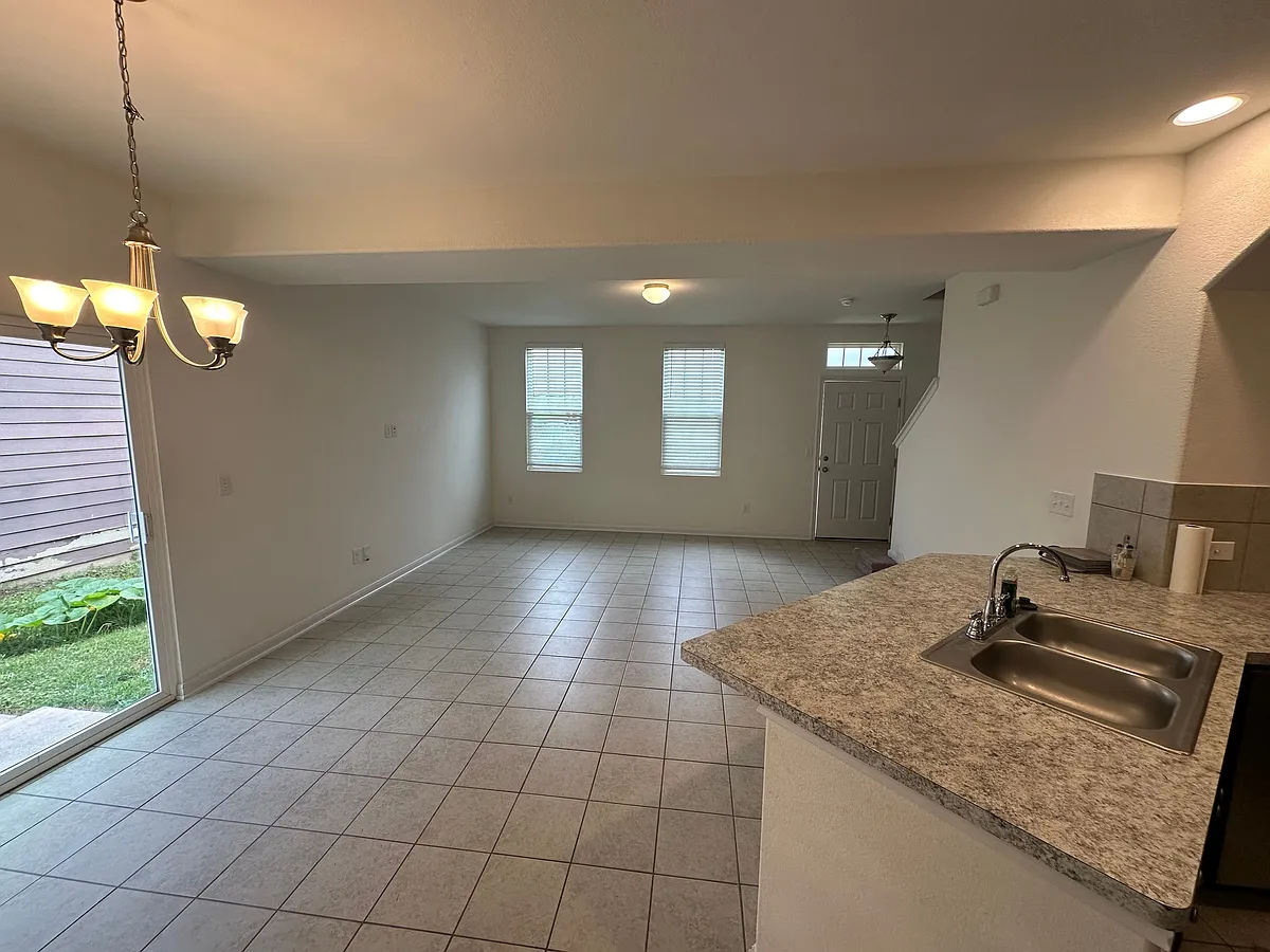 Building Photo - 482 Ferrule Dr