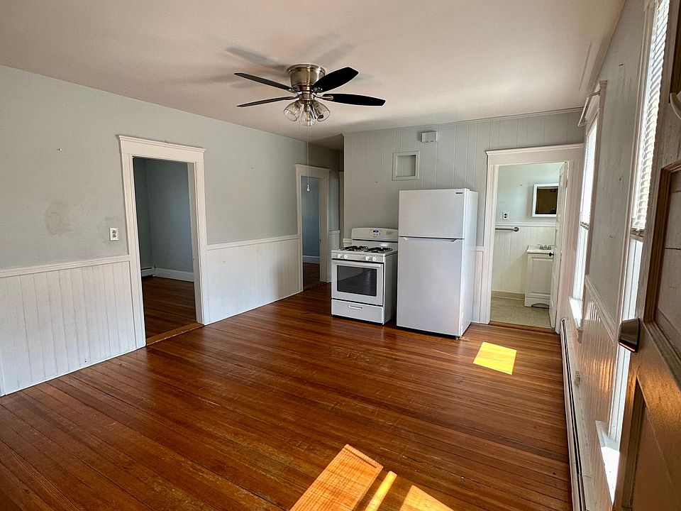 574 Cottage St, Pawtucket, RI 02861 Zillow