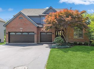 3611 Oakleaf Ln, Crystal Lake, IL