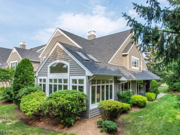 183 Brewster Rd, Wyckoff Twp., NJ 07481