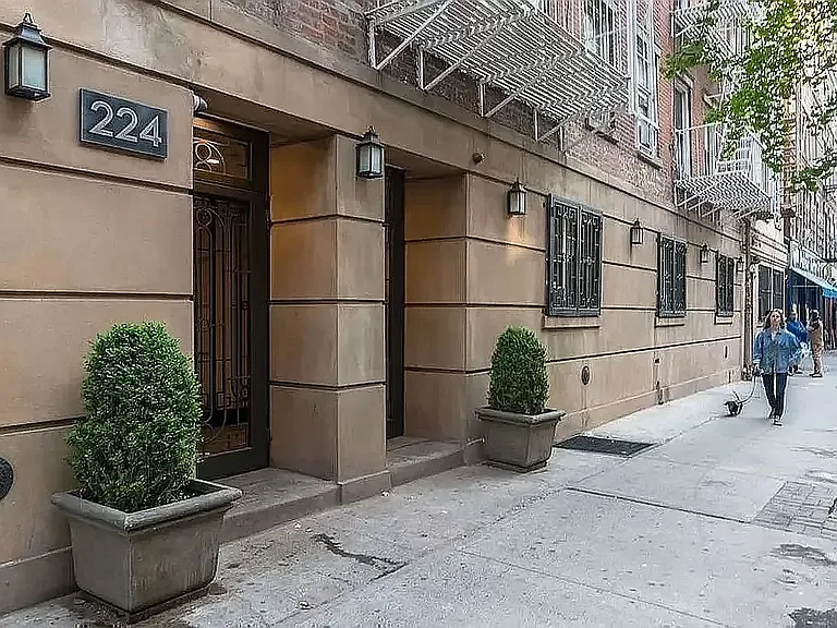 224 Sullivan St #B41 — Photo 9