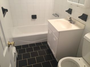 7827 75th St #BASEMENT, Ridgewood, NY 11385