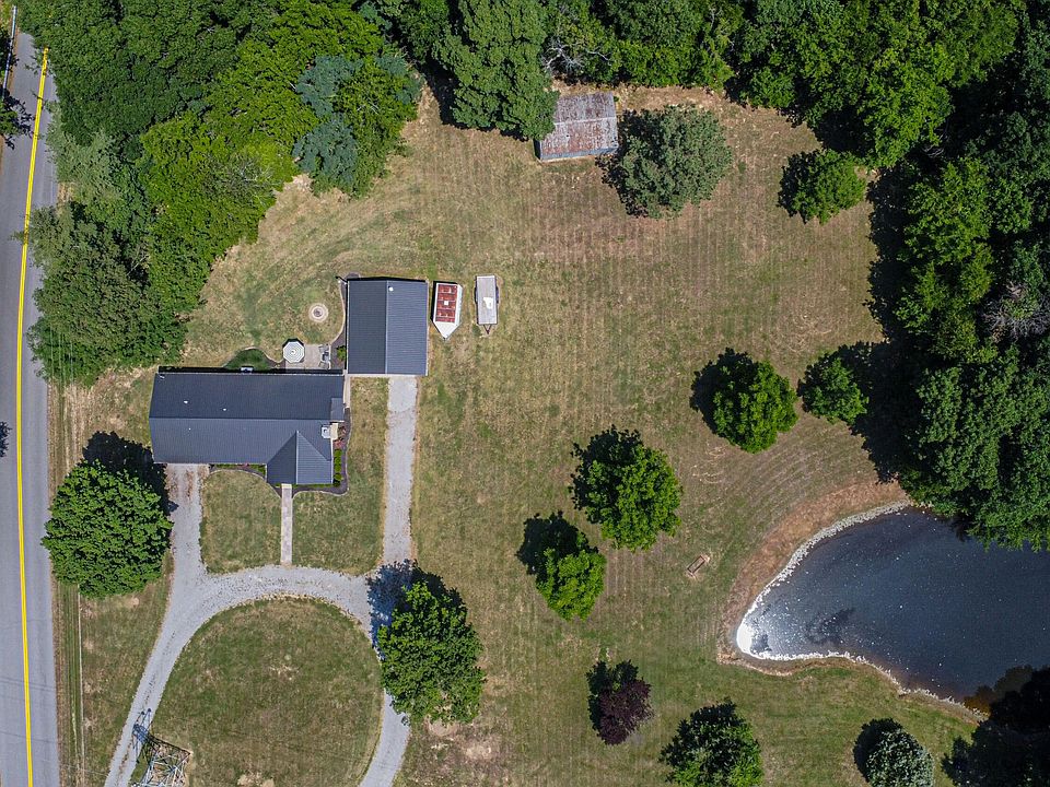 1st image of 530 Nina Dr