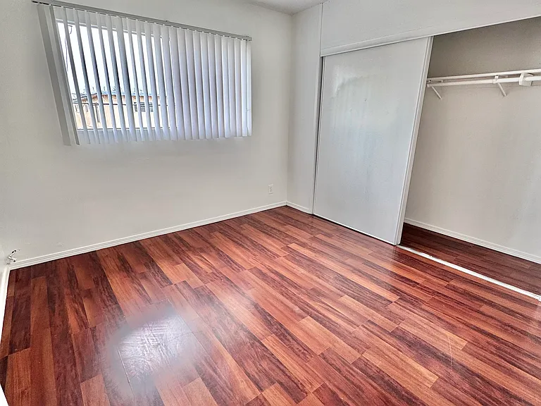 12767 Caswell Ave #8 — Photo 10