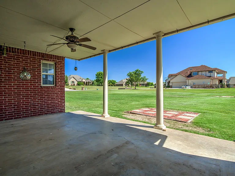 22525 Lindy Ter — Photo 89