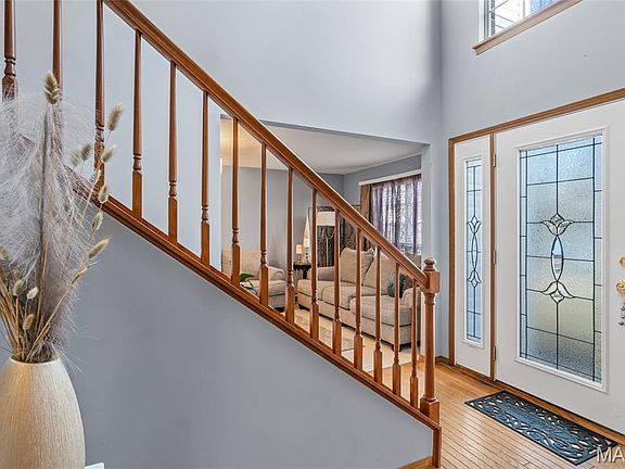 3rd image of 518 Deer Creek Rd