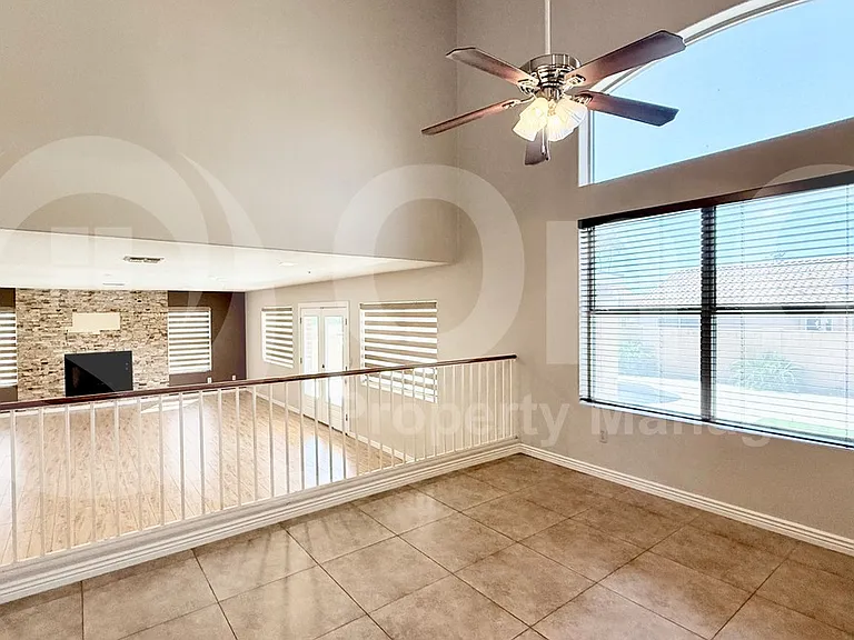 9405 E Presidio Rd — Photo 11