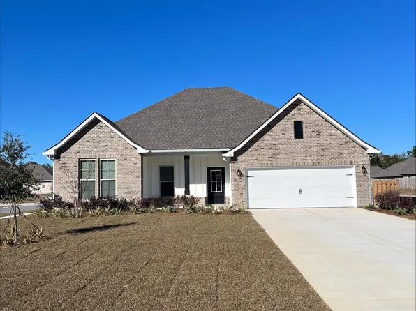 109 Lumen Loop, Freeport, FL 32439