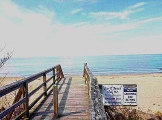 31 Deep Valley Dr, Sound Beach, NY 11789