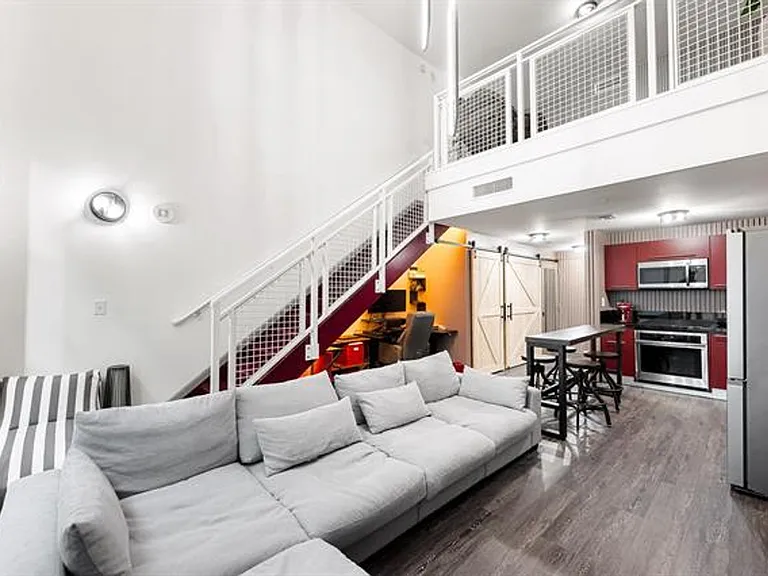 244 Biscayne Blvd #651 — Photo 16