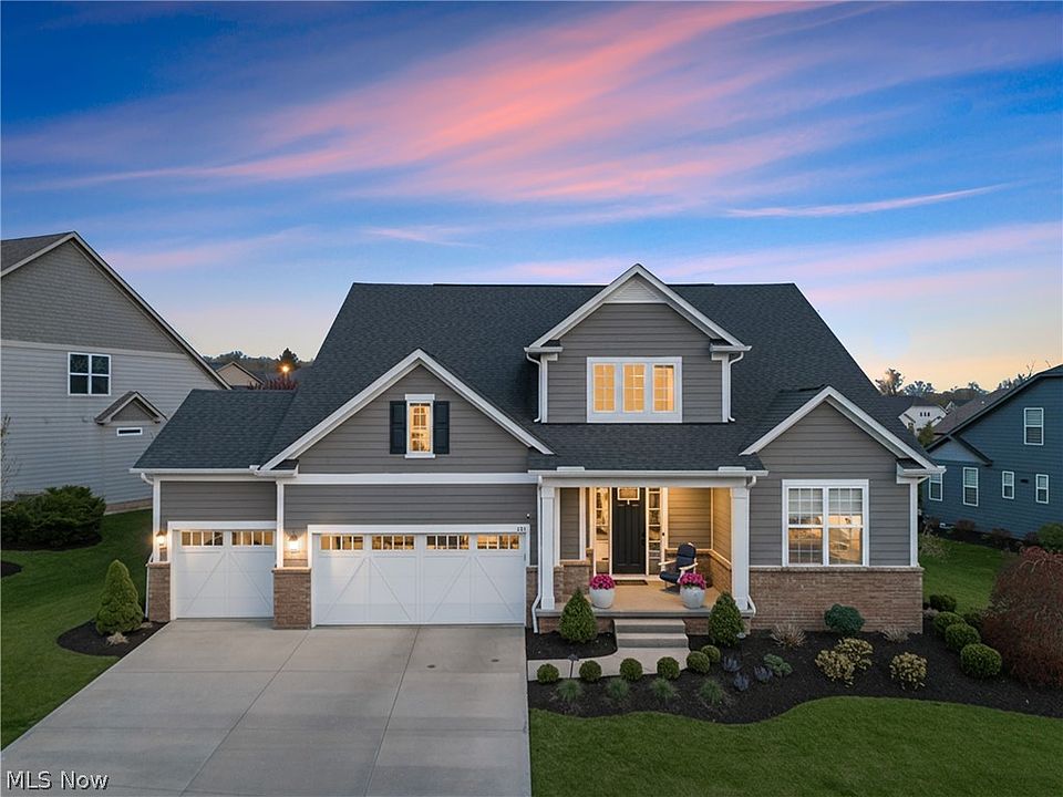 1st image of 445 Crystal Lake Dr N