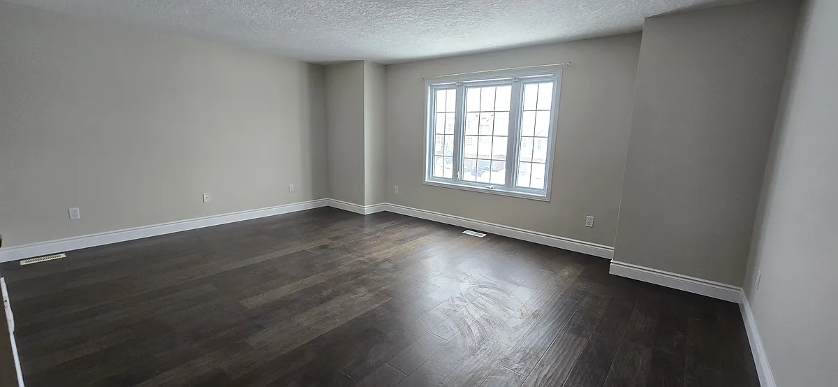 Building Photo - 129 Donnenwerth Dr