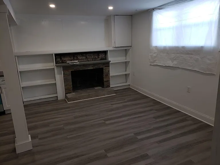 32 Maple St #1 — Photo 5