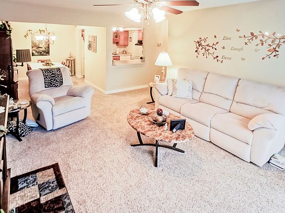 3rd image of 820 Lincolnway W APT 306