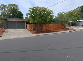 2151 Elderberry Ln, San Rafael, CA 94903
