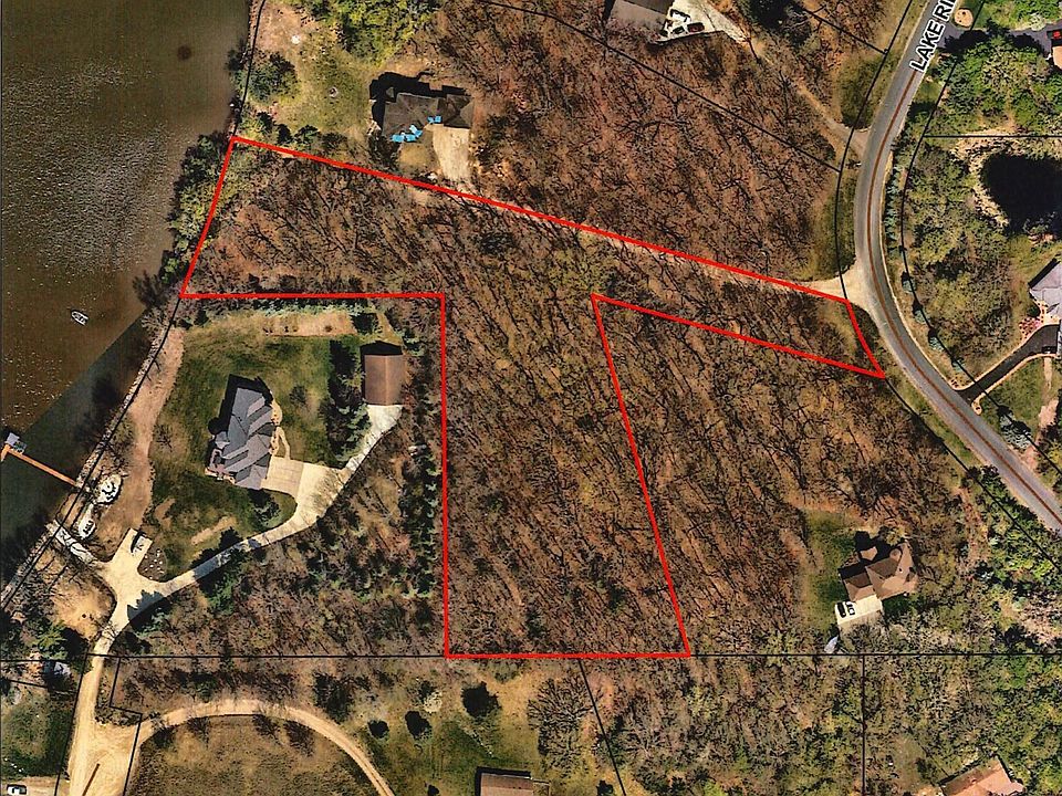1st image of Lake Ridge Dr