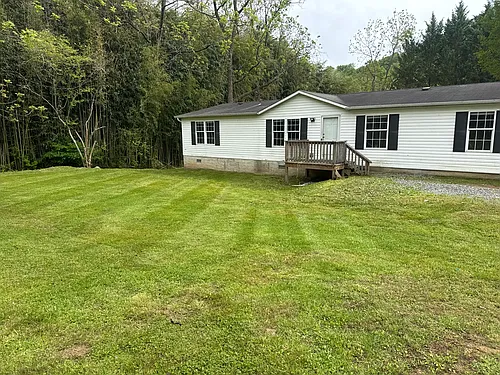 845 Haywood Rd Photo 1