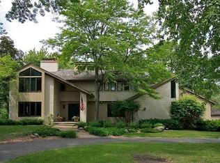 13607 Spring Lake Rd, Minnetonka, MN 55345