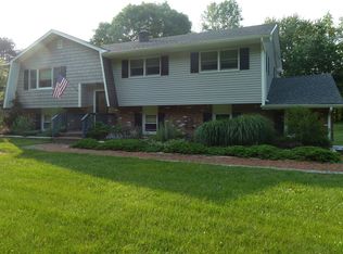 46 Sandhill Rd, Blairstown, NJ 07825