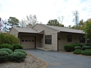 54B Longbow Ln, Franklin, NC 28734
