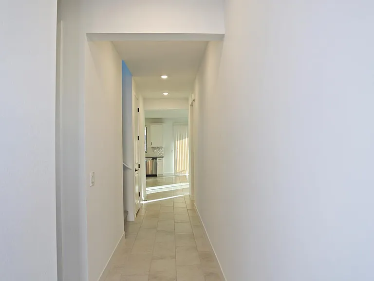 773 W Lark Dr — Photo 4
