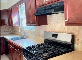 7 Victoria Rd, Staten Island, NY 10312